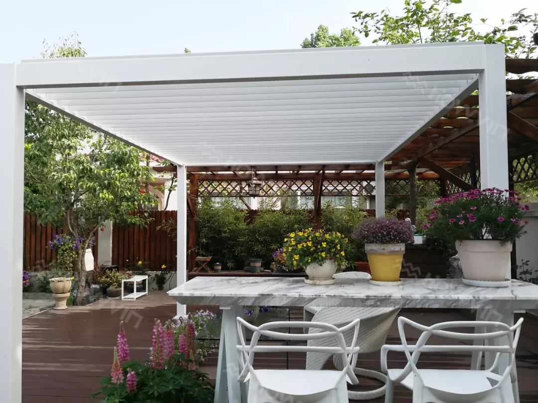 10x10 Louvered Pergola