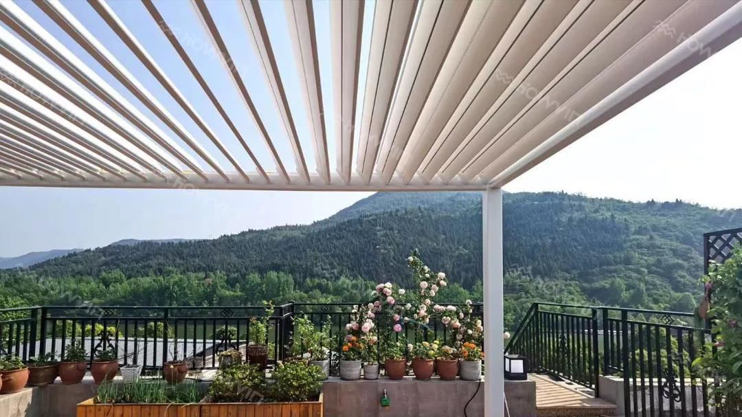 Outdoor Adjustable Aluminum Pergola